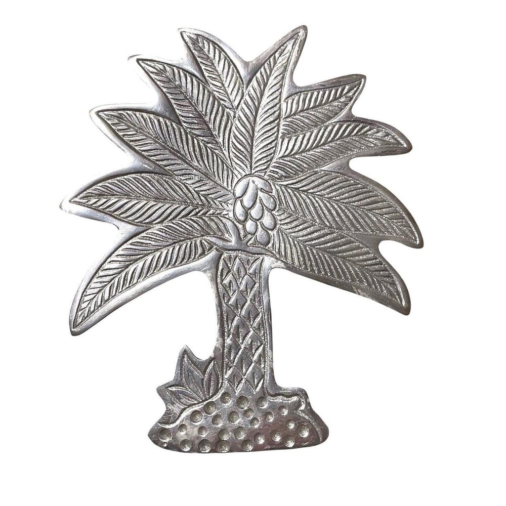 Largo Cargo Aluminum Palm Tree Trivet OS Silver